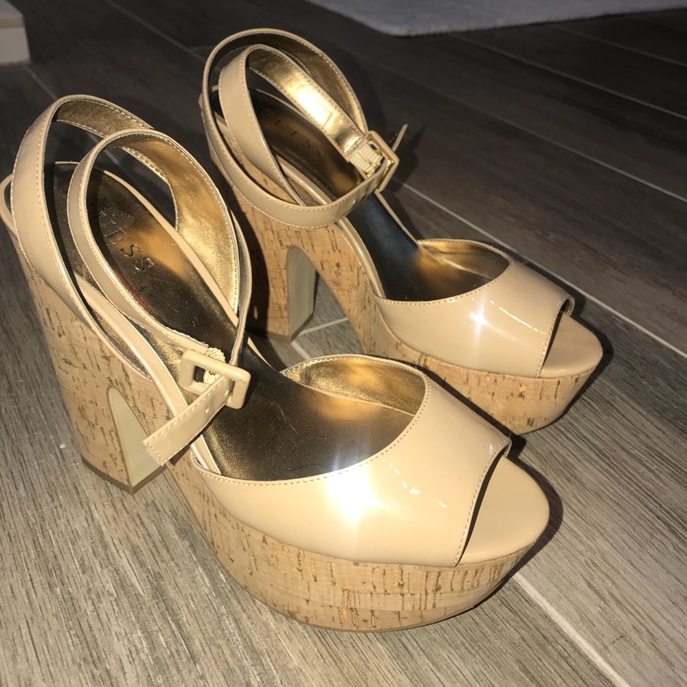 Guess nude platform chunky heel